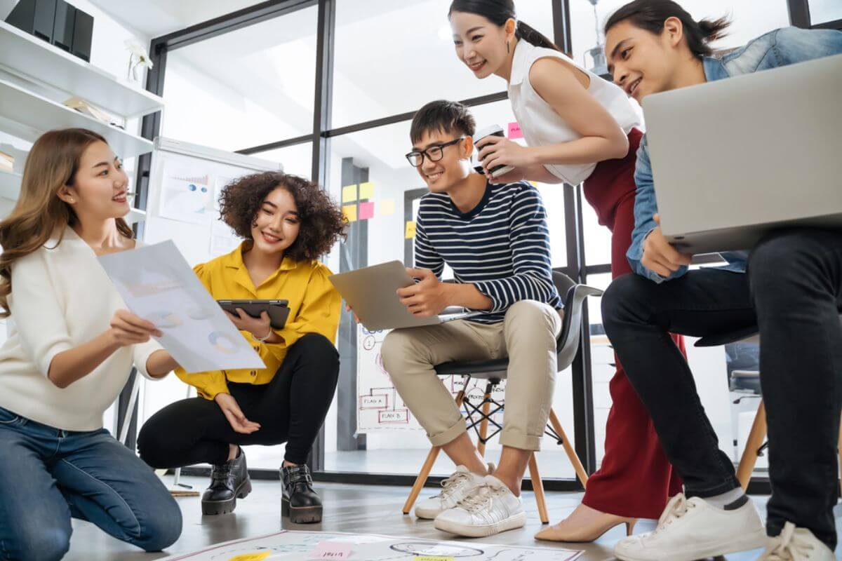 The Best Ways to Improve Workplace Communication and Collaboration