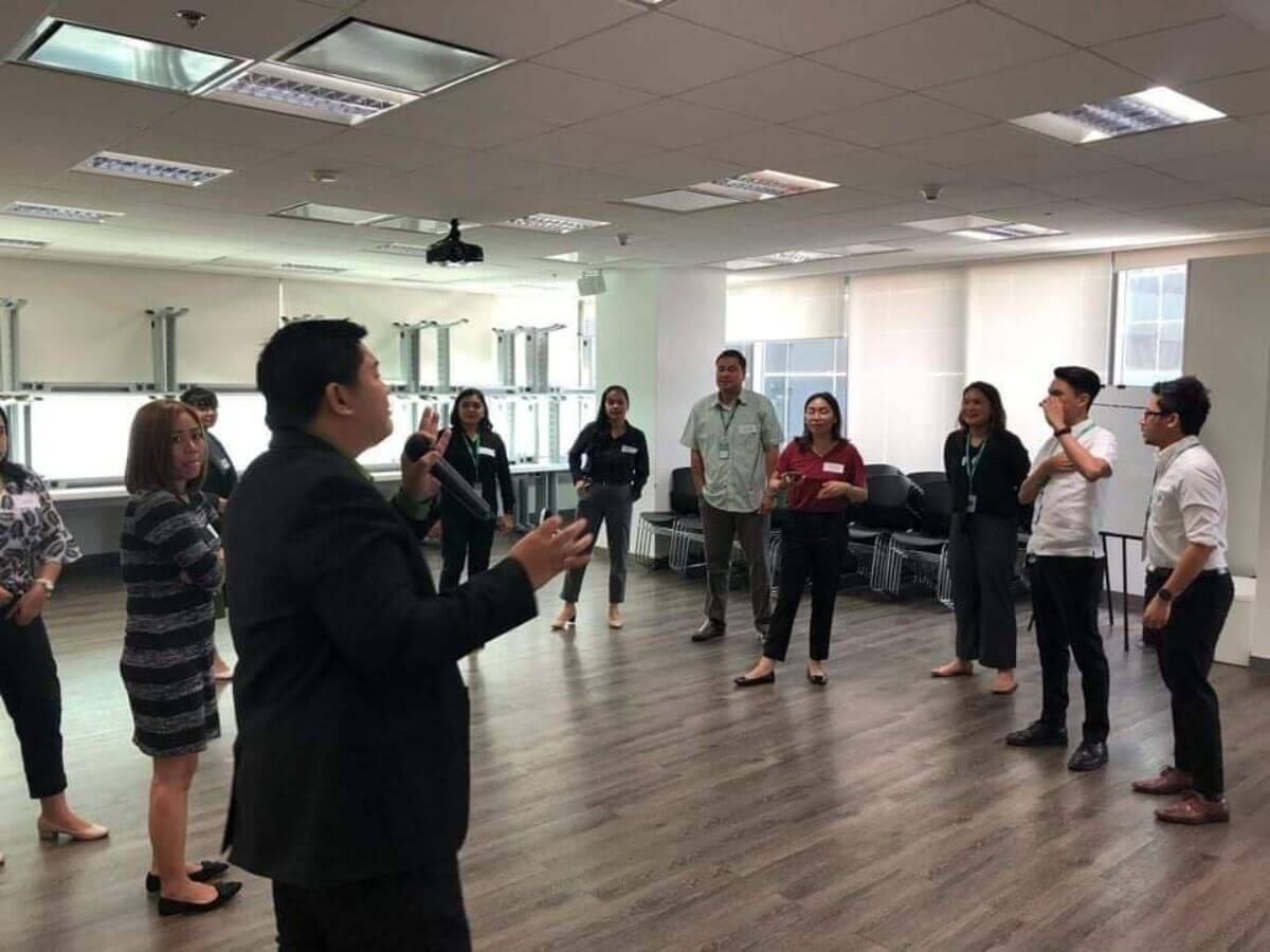 Facilitator who prioritizes purpose over activities