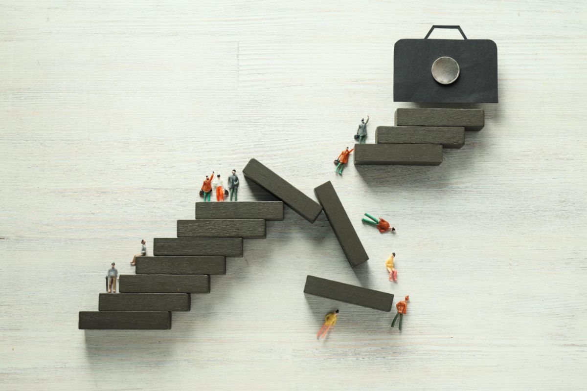 Common organizational, leadership, and learning barriers that prevent teams from reaching their full potential